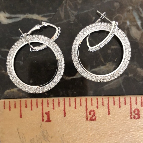 Rhinestone geometric circle round leverback dangle earrings - Picture 3 of 9